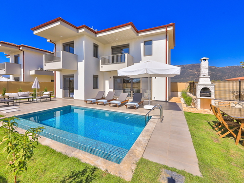  gece  -  Kasım
  | Kaş Çukurbağ'da Modern ve Korunaklı Villa Kiralama